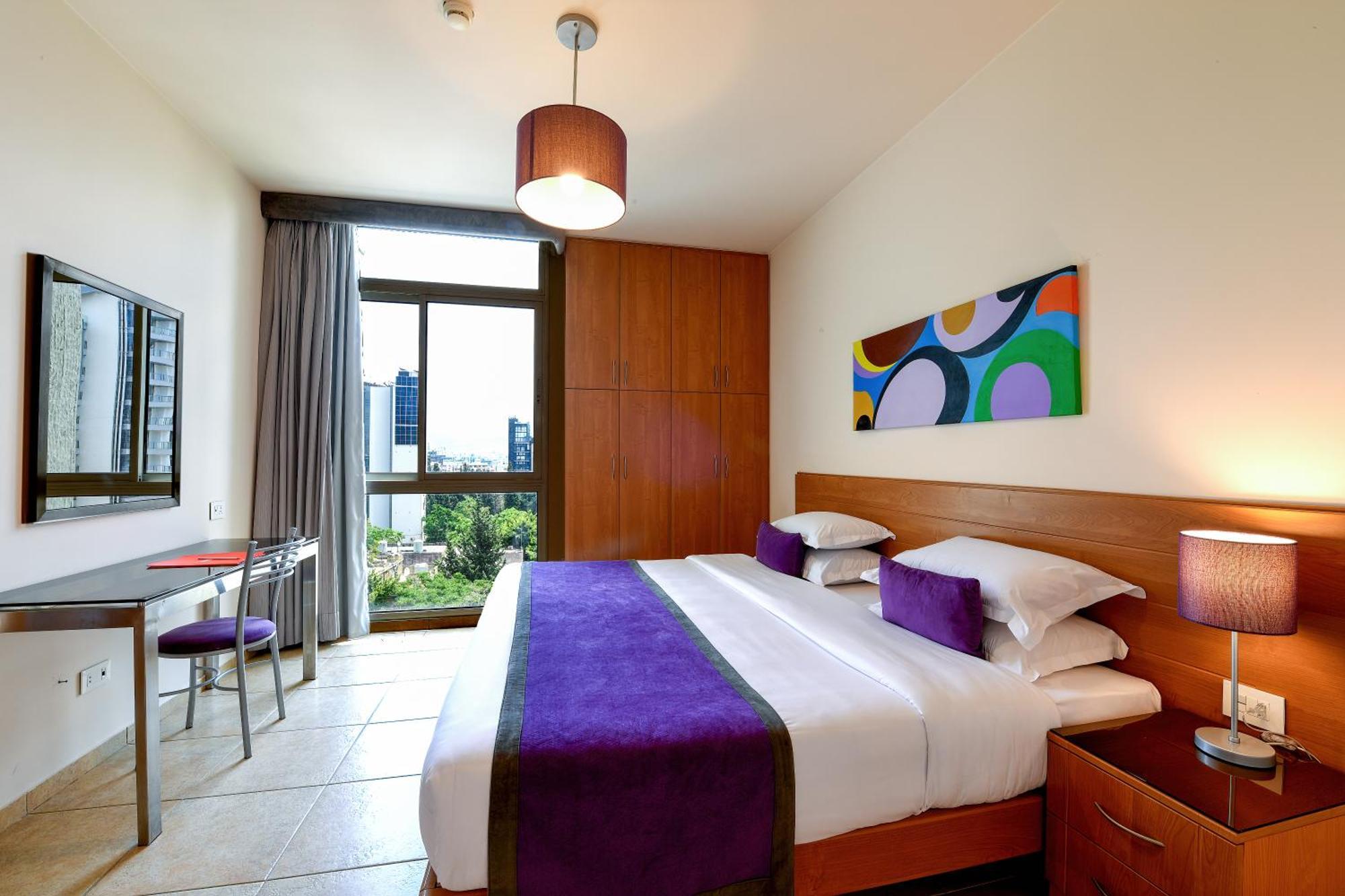 The Smallville Xpress Beirut